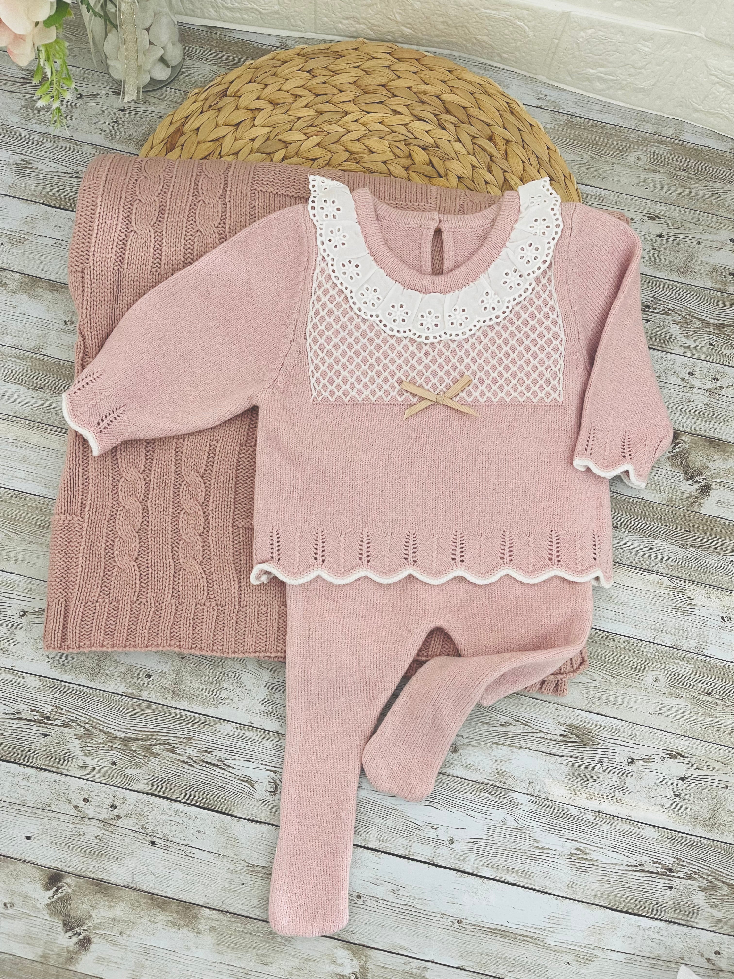Rose - Baby knitted set with 3 pieces (0-3 months)