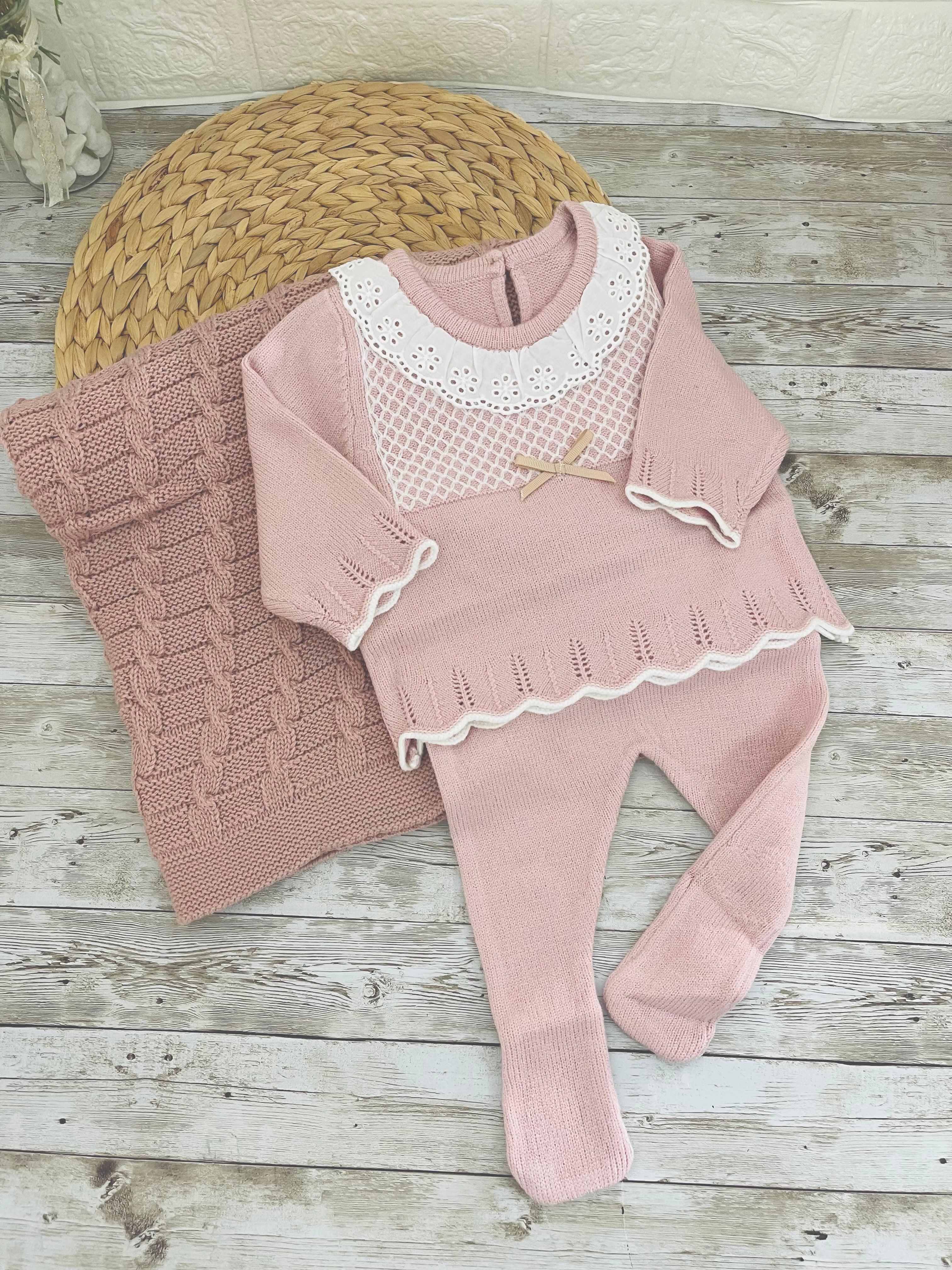 Rose - Baby knitted set with 3 pieces (0-3 months)