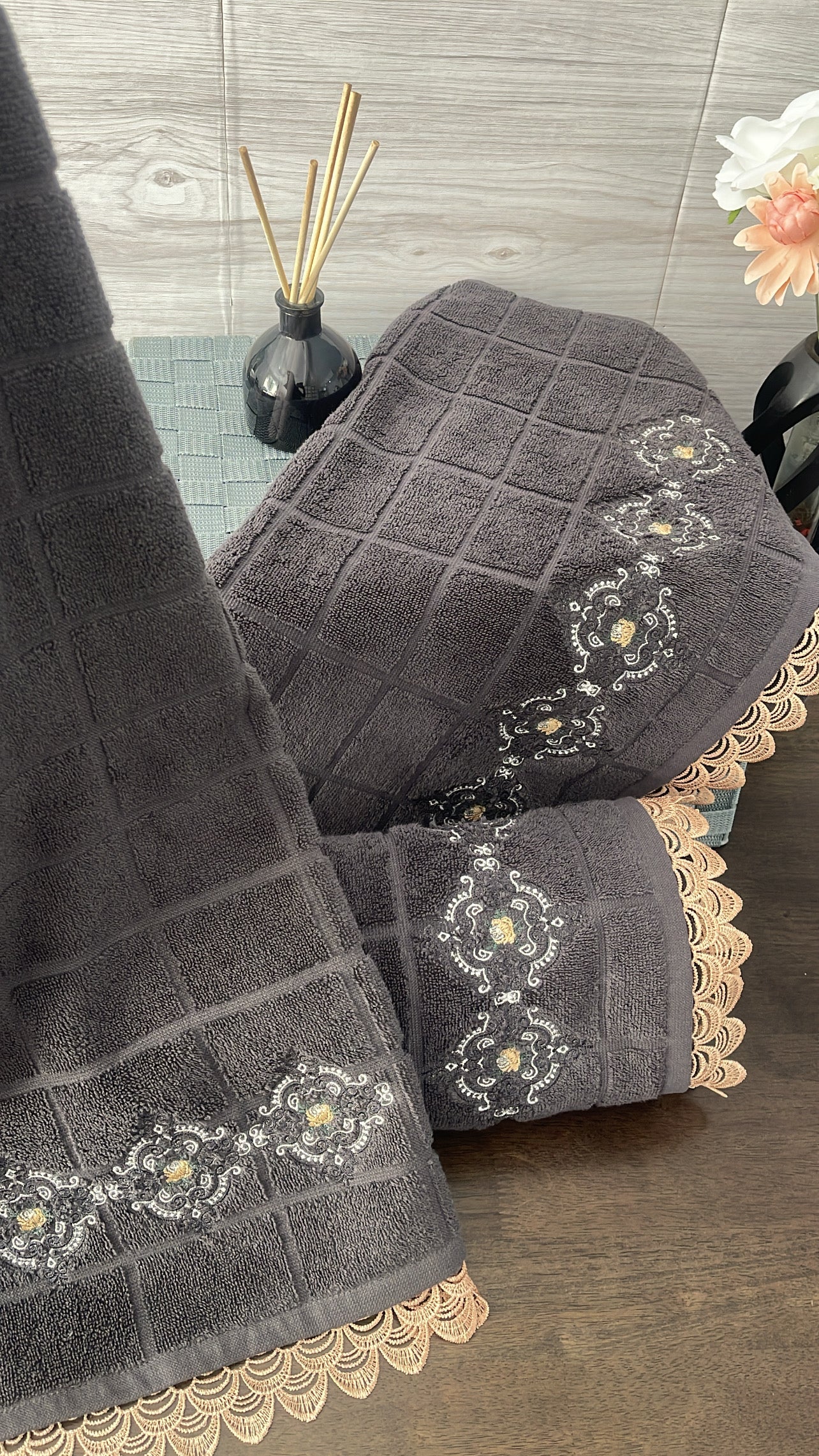Luxury Charcoal Towel Set – Embroidered Elegance (3 Pieces)