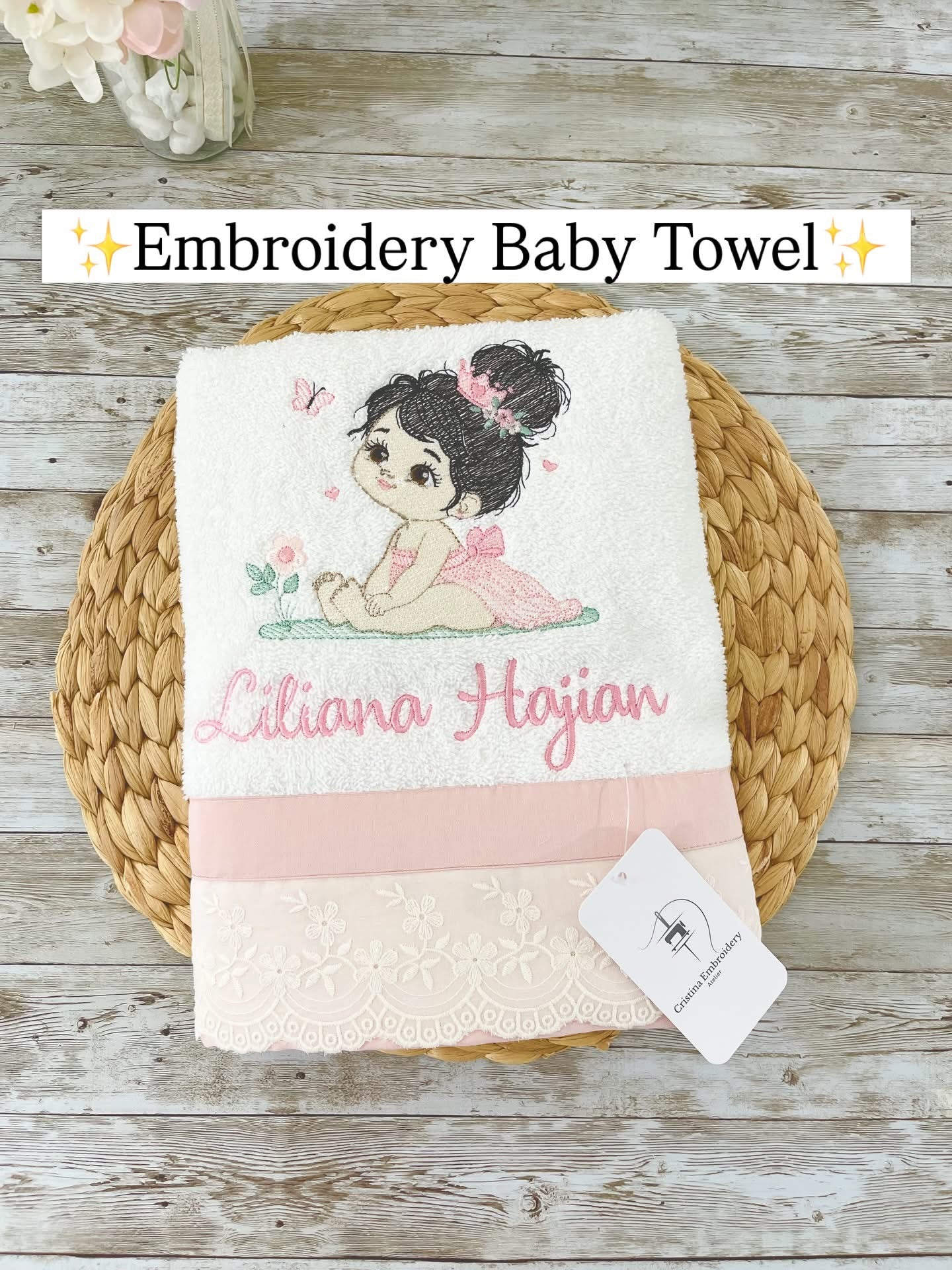 Toalha de Banho Bordada Personalizada  para Bebê - Retangular