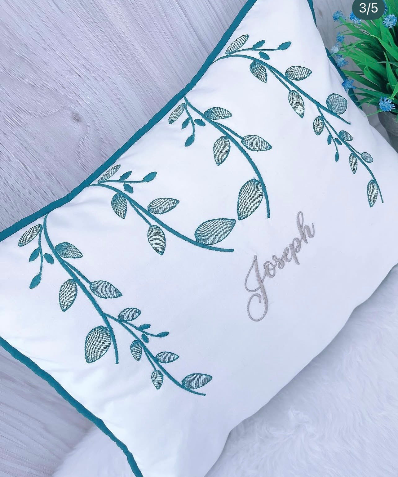 Decoration Cushion Embroidery / Almofada Decorativa Bordada