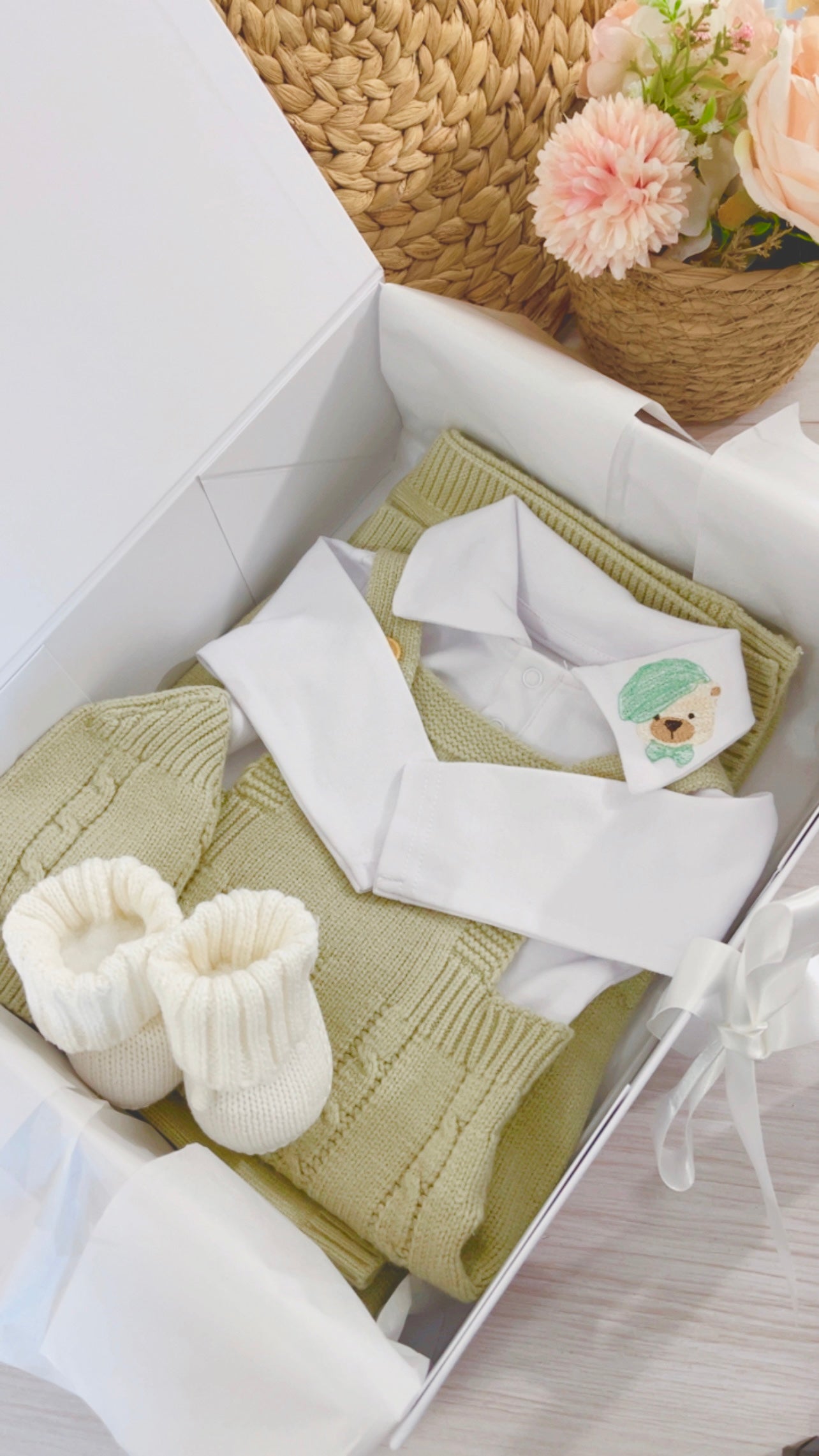Sage Green - Knitted Baby Outfit Set – 0–3 Months