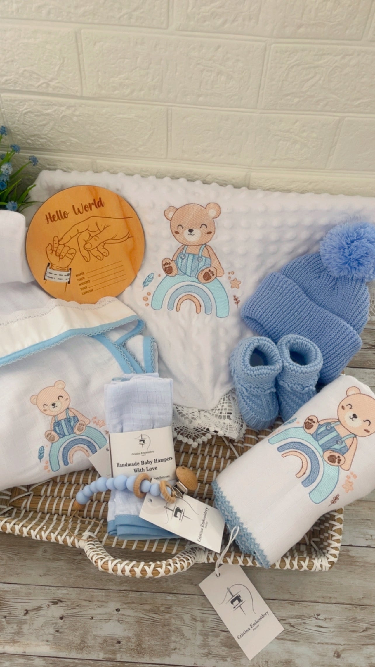 Gift Box Embroidery Classic - Rainbow Teddy Bear