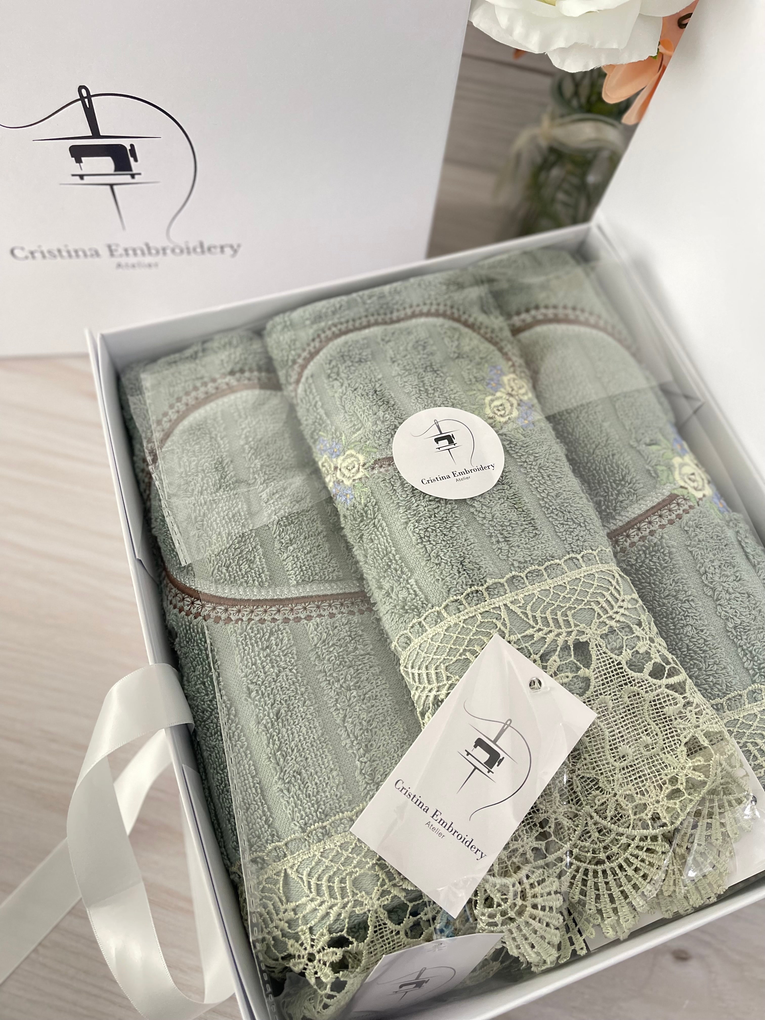 Embroidery Bath Towel Set - Green Classic