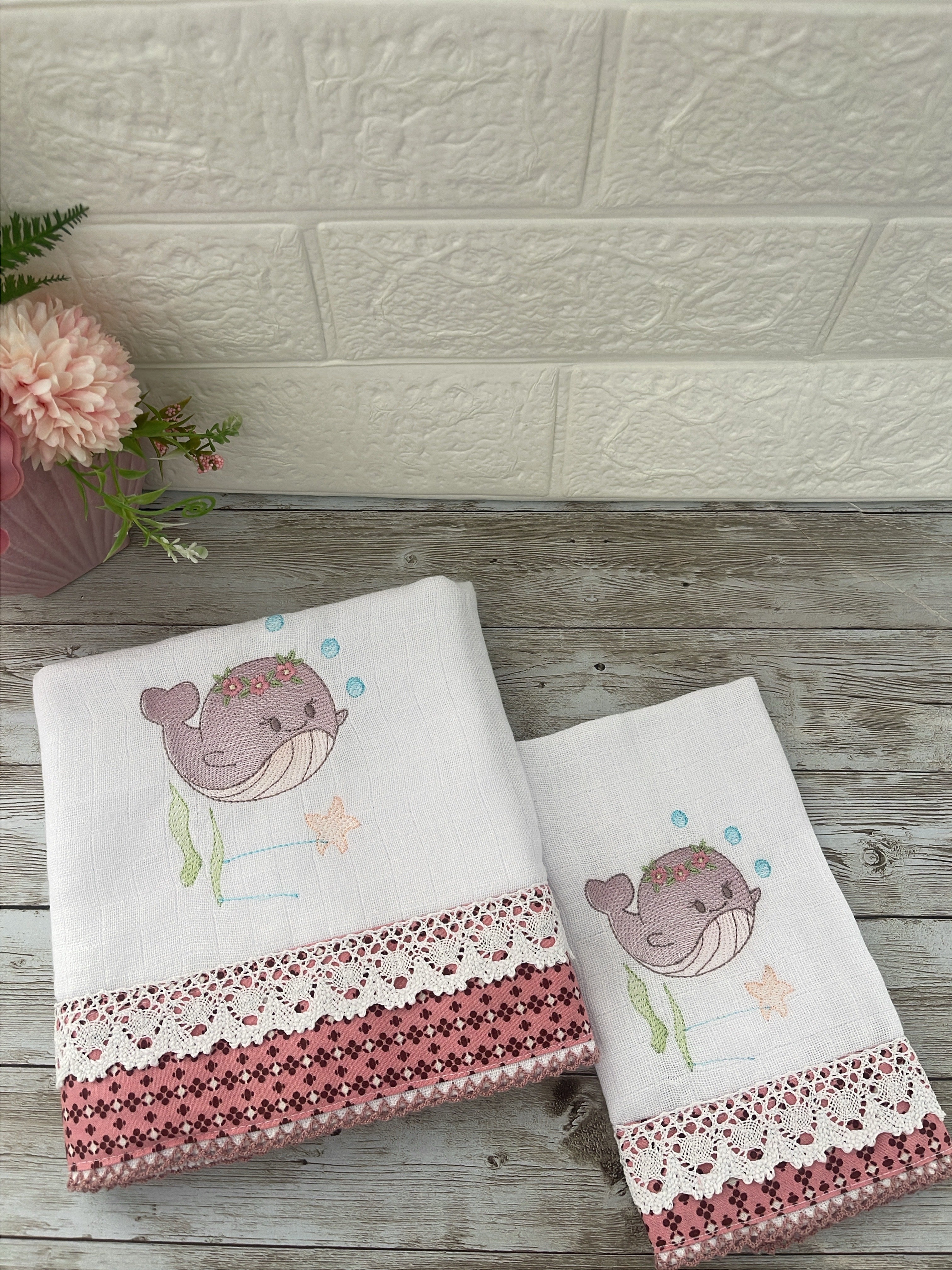 Baby Girl Gift Box Embroidery Classic - Adorable Whale