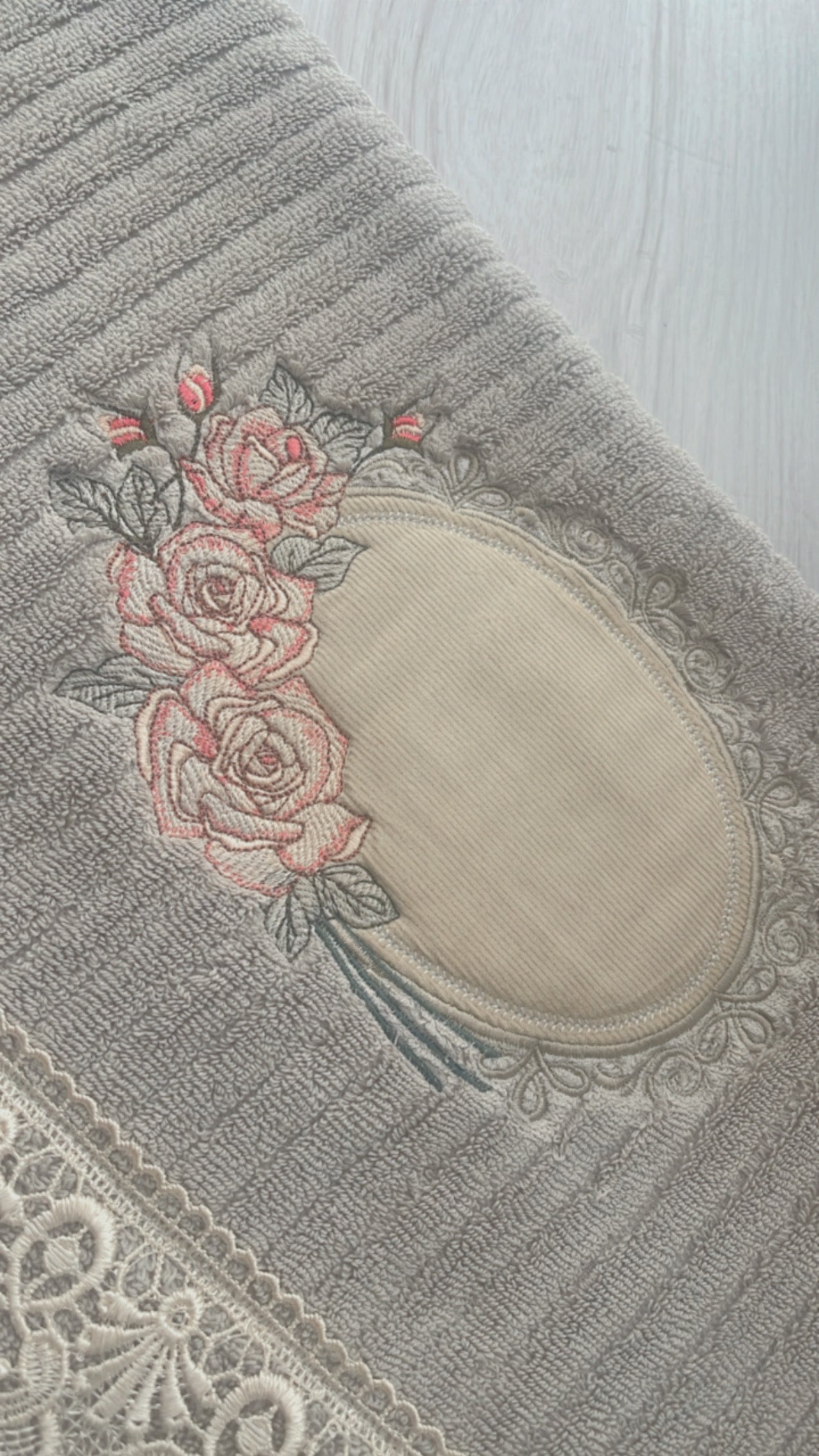 Embroidery Bath Towels Set - Beige - Roses Frame 3 pcs