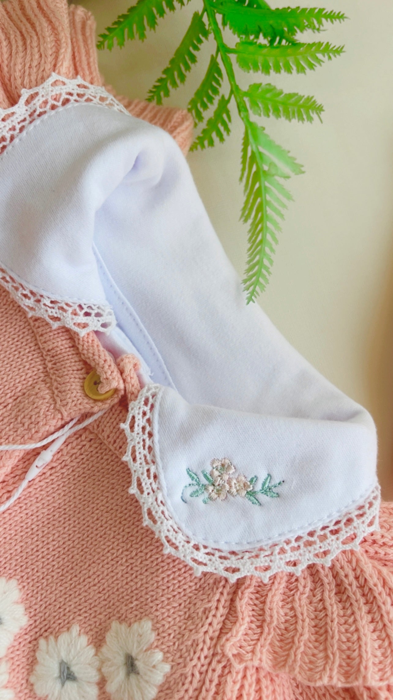 Salmon - Baby Girl Coming Home Gift Box –  Knitted Set | 0–3 Months