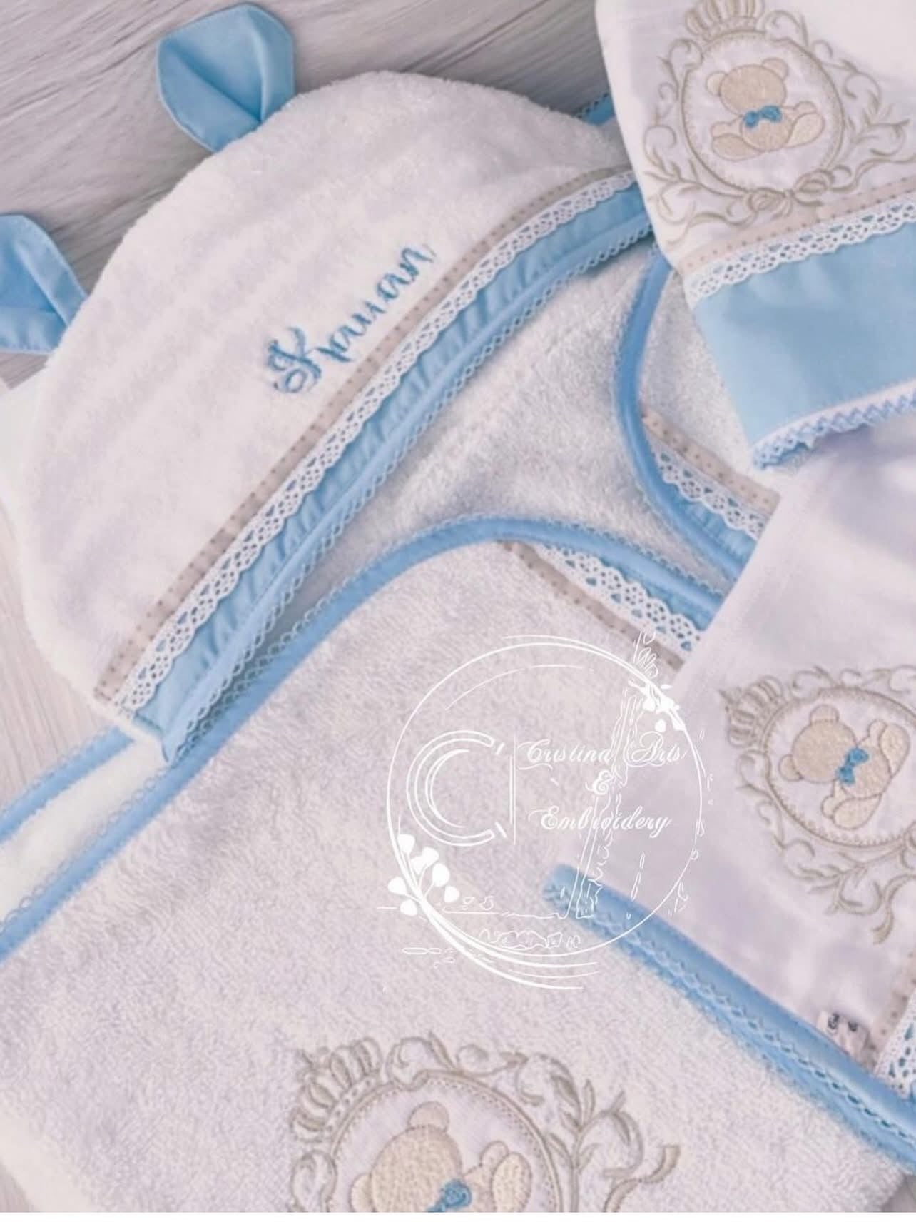 Toalha De Banho para Bebê Com Capuz Redondo/ Baby Round Hooded Bath Towel Handmade