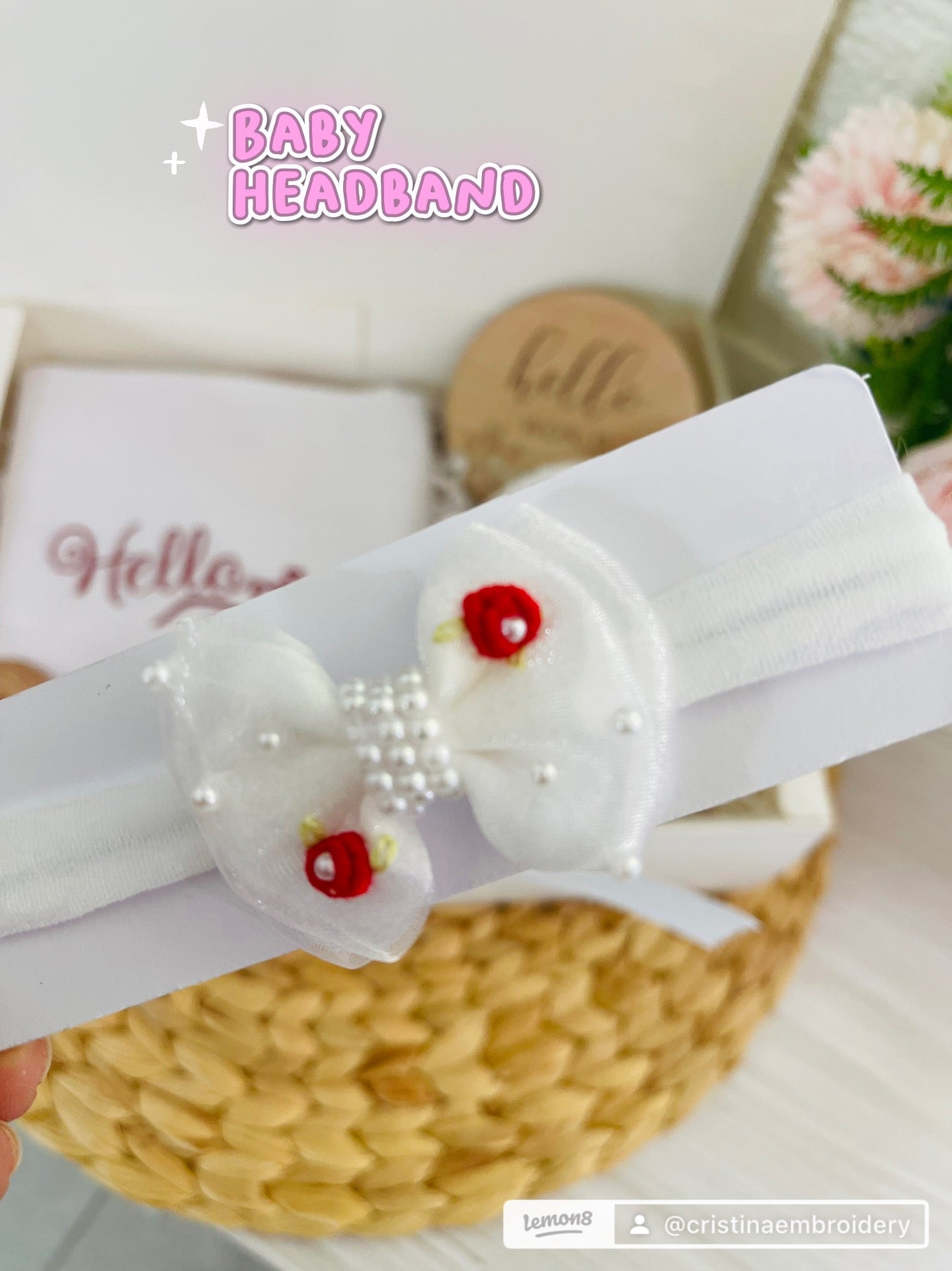 "Hello World" Gift Box Baby Girl / Sweet Tulle Bow White/Red