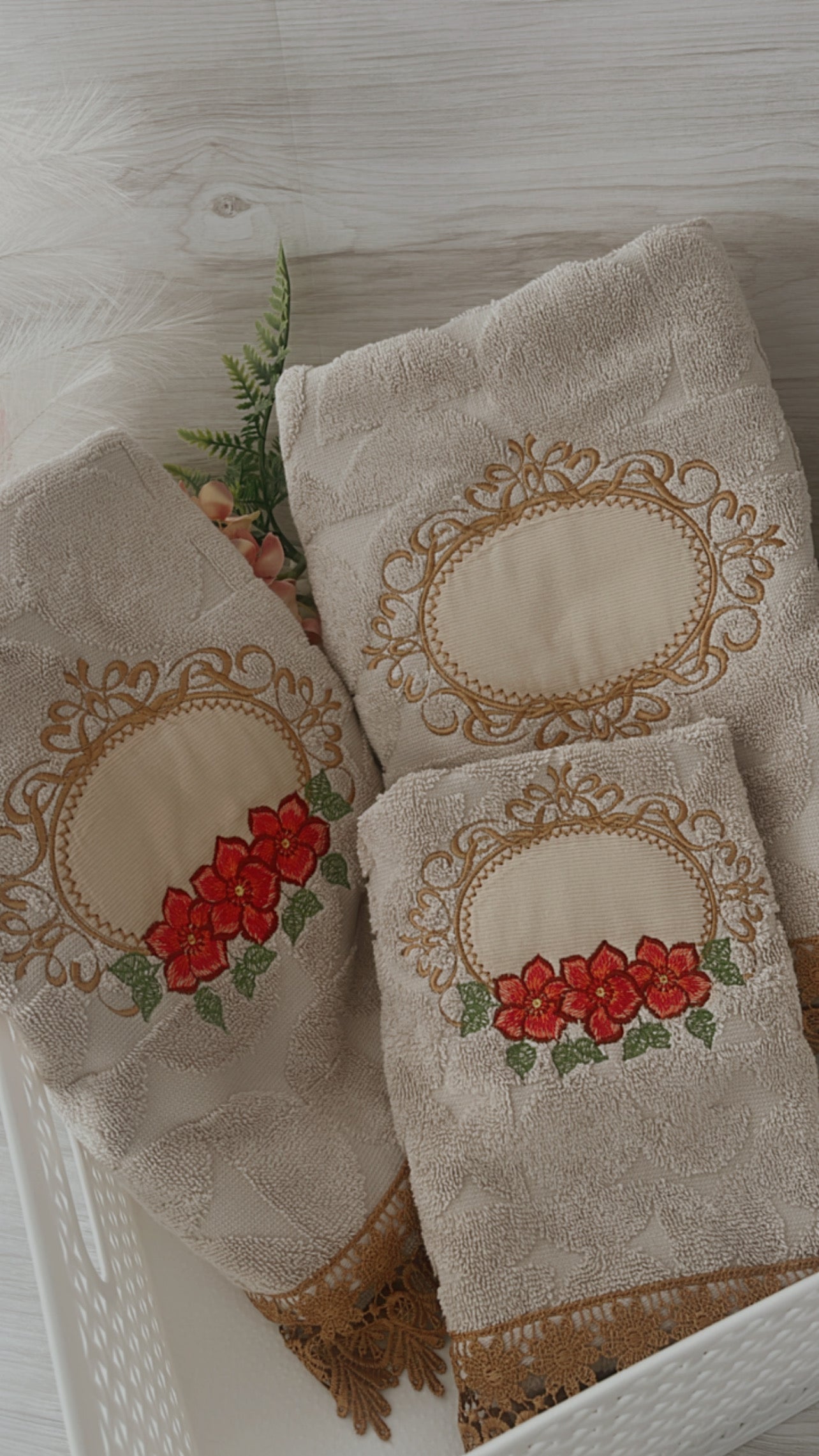 Beige Embroidery Bath Towels Set Red Flowers 3 pcs