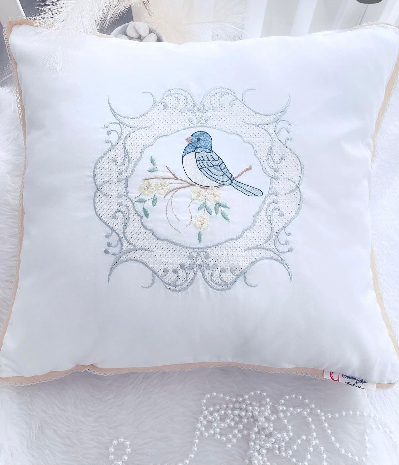 Decoration Cushion Embroidery / Almofada Decorativa Bordada