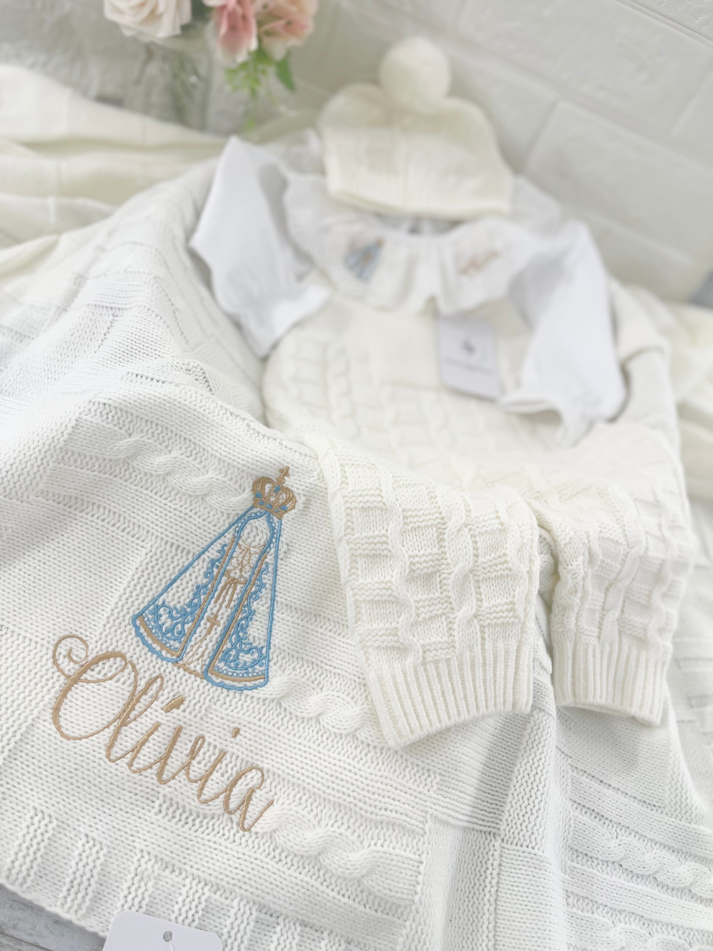 Luxury White Knitted Baby Set – 4 Piece Newborn Outfit (0–3 Months)