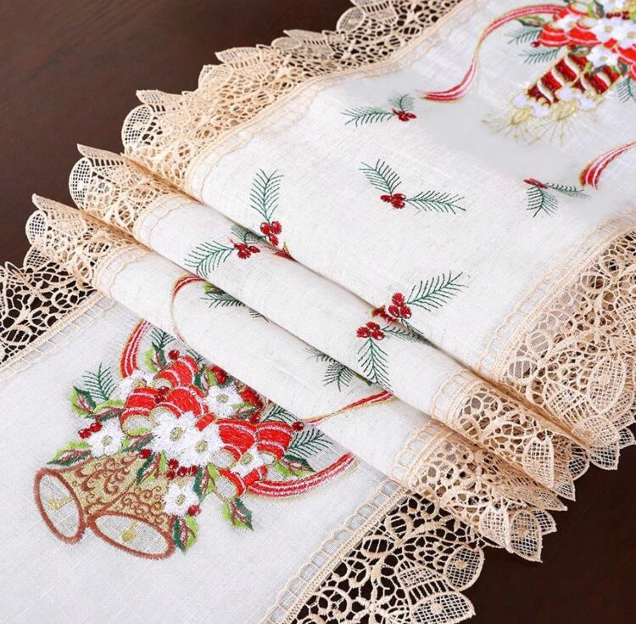 Table Runner – Christmas Candle Embroidered - Linen with Guipure Lace (40x180cm)