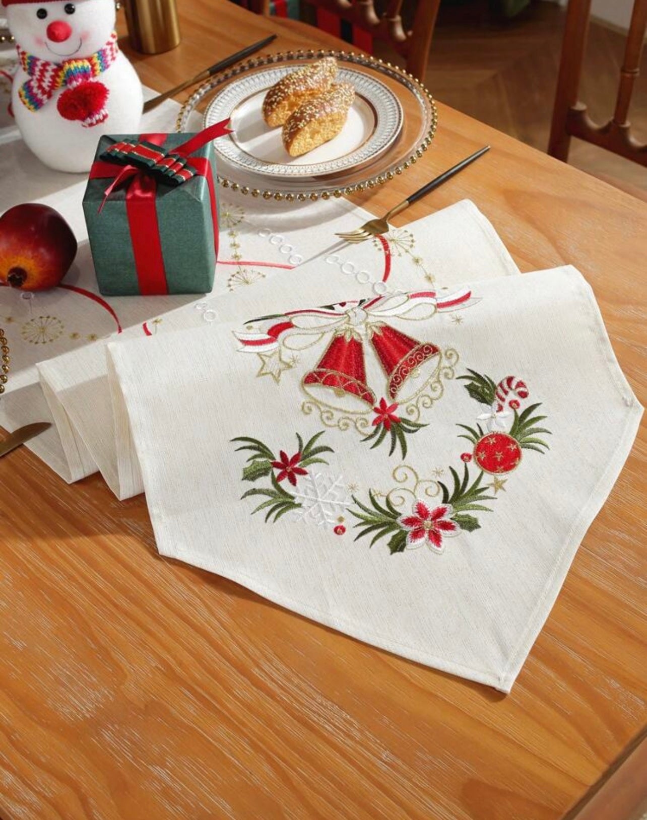 Table Runner Embroidery Jingles Ribbon( 40cmx1.05cm)
