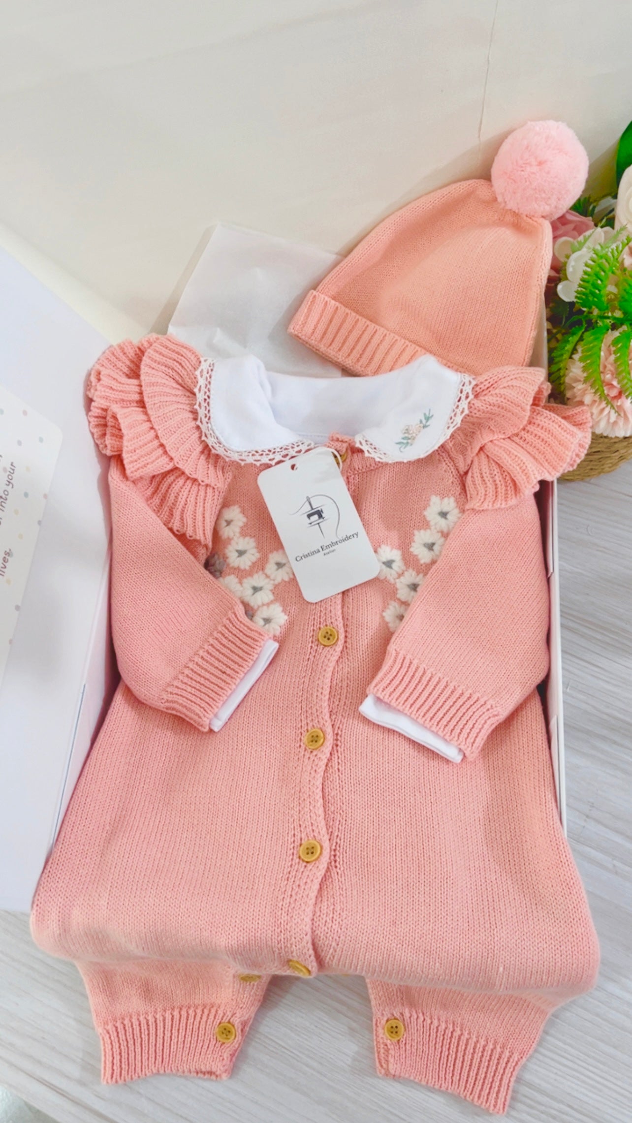 Salmon - Baby Girl Coming Home Gift Box –  Knitted Set | 0–3 Months