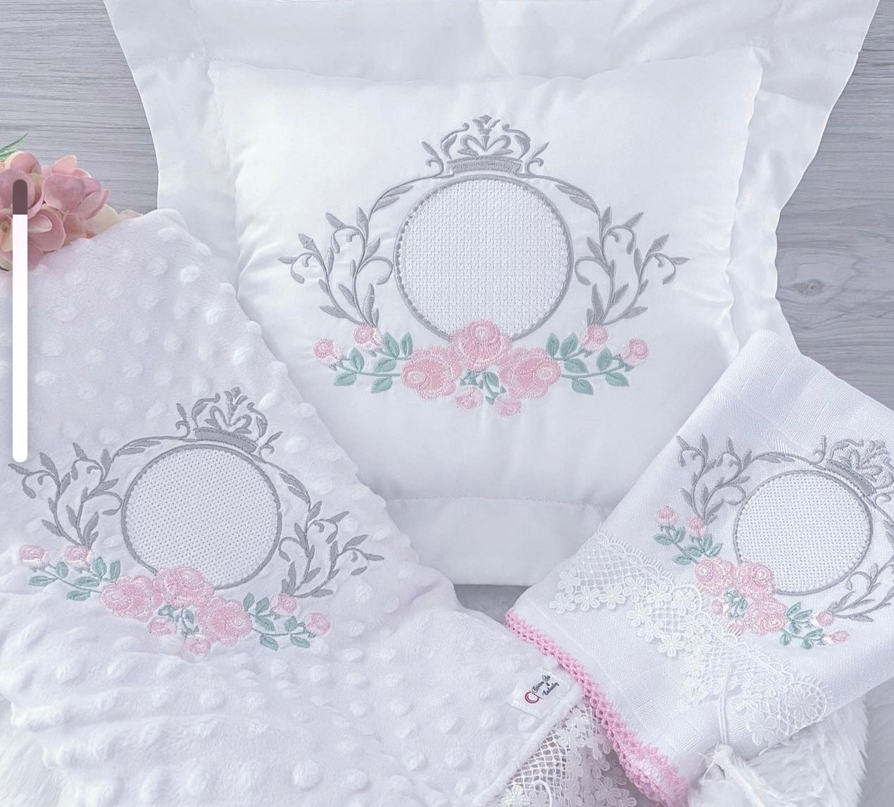 Baby - Embroidery Set - Blanket Pillow, Cover Shoulder Rosé