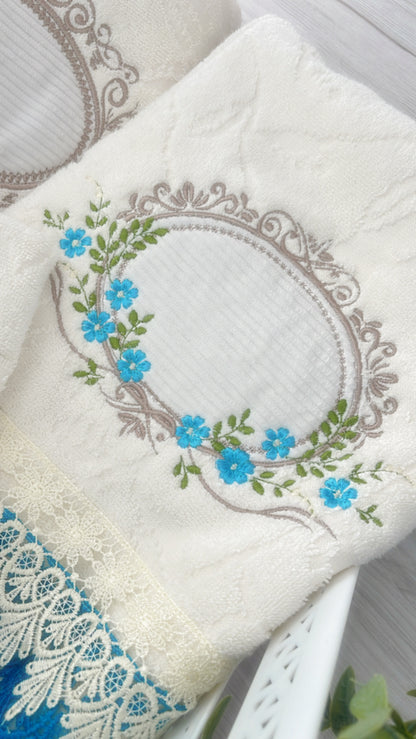 Embroidery Bath Towels Set Invory/ Turquoise