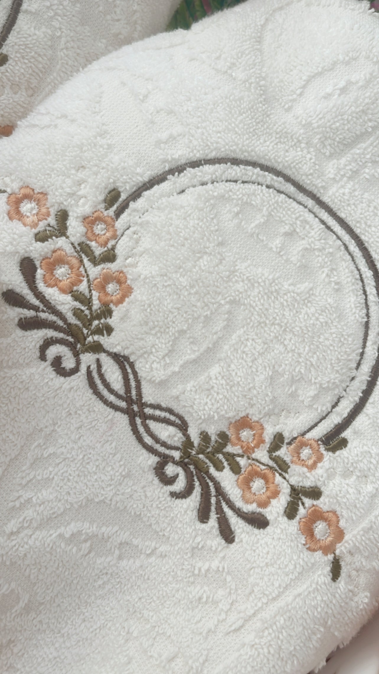 Embroidery Bath Towel Set 3 pcs Invory