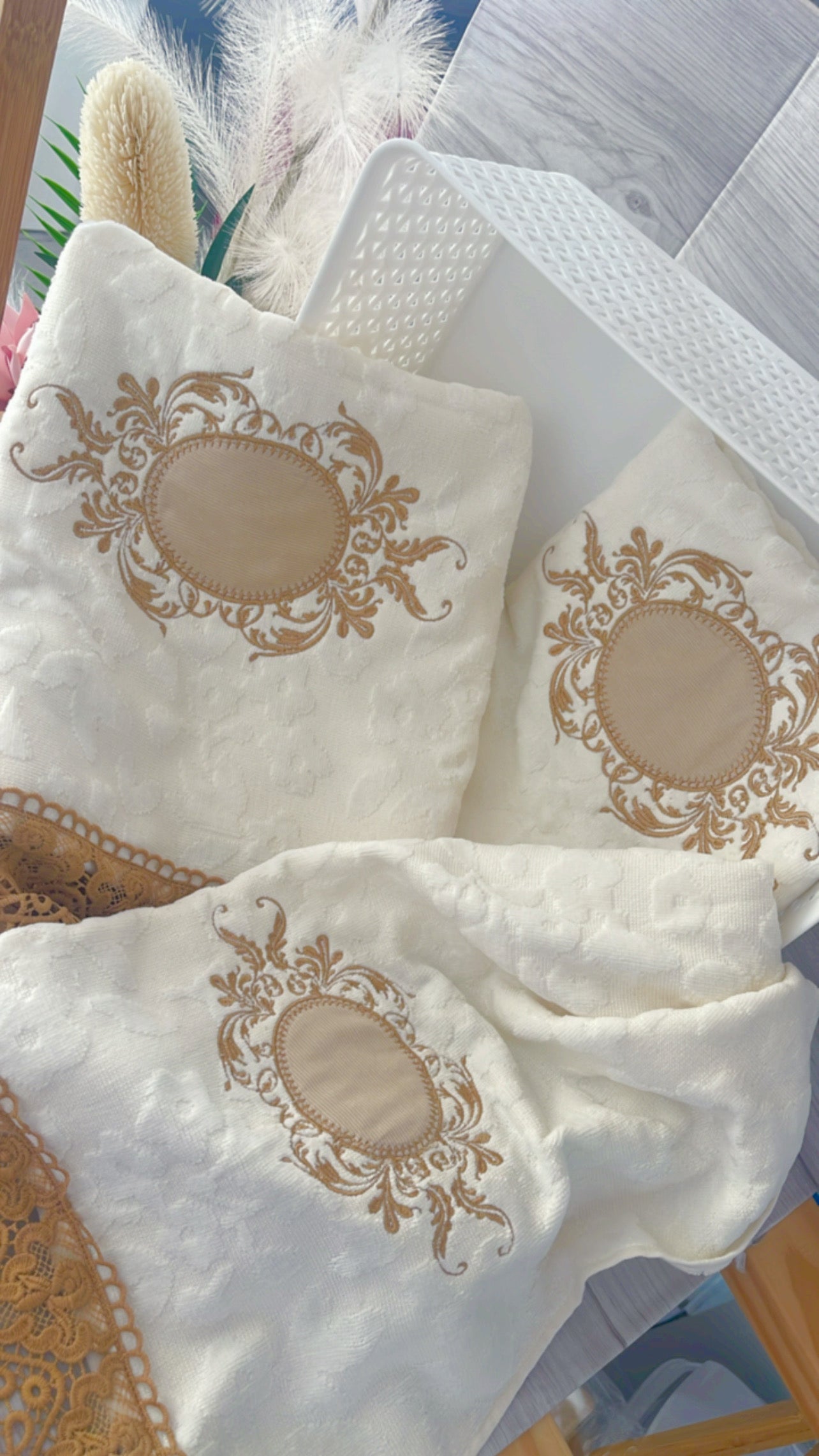 Cream- Embroidery Bath Towels Set 3 pcs