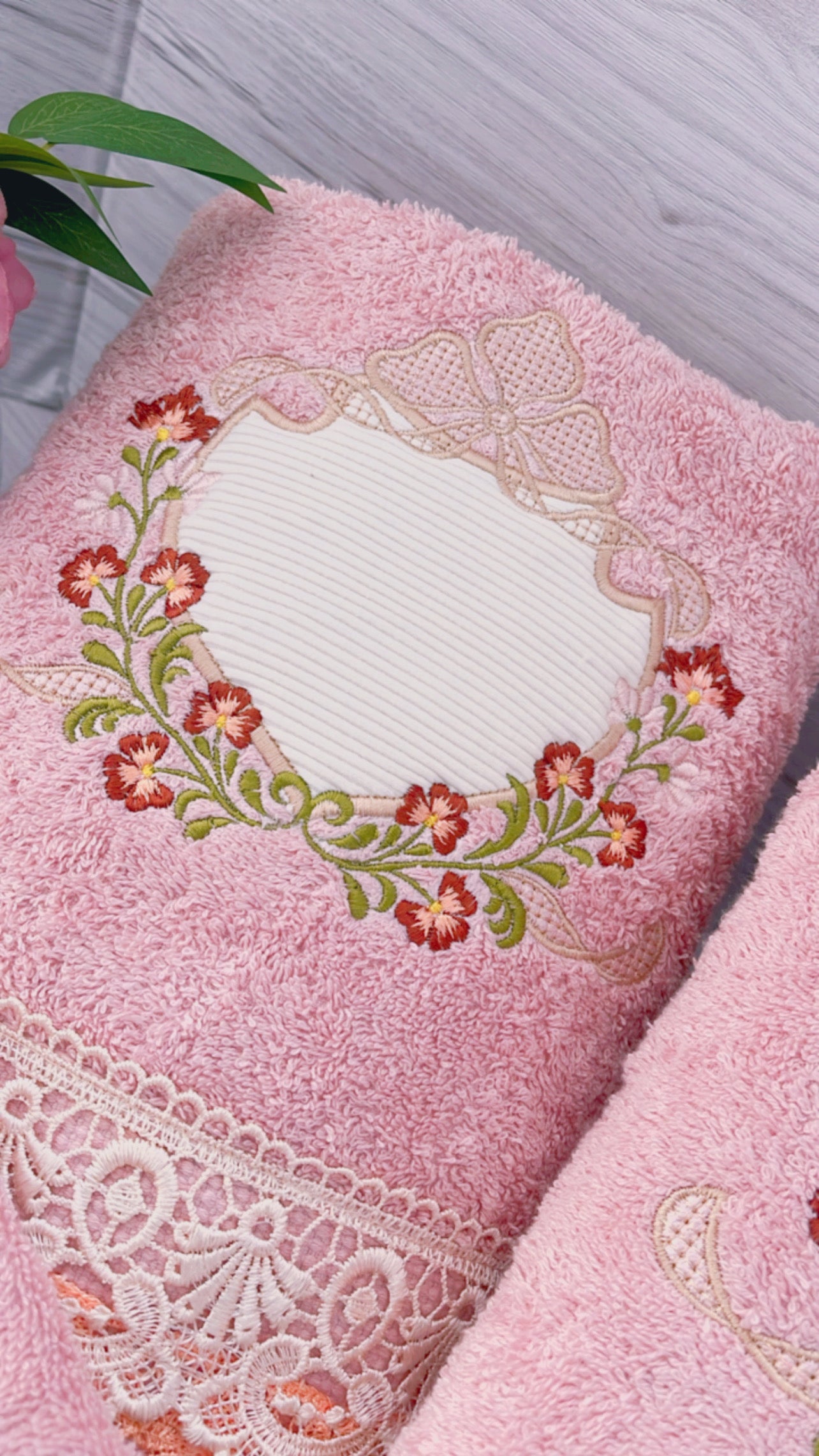 Embroidery Bath Towels Set -Pink- Dual Guipire