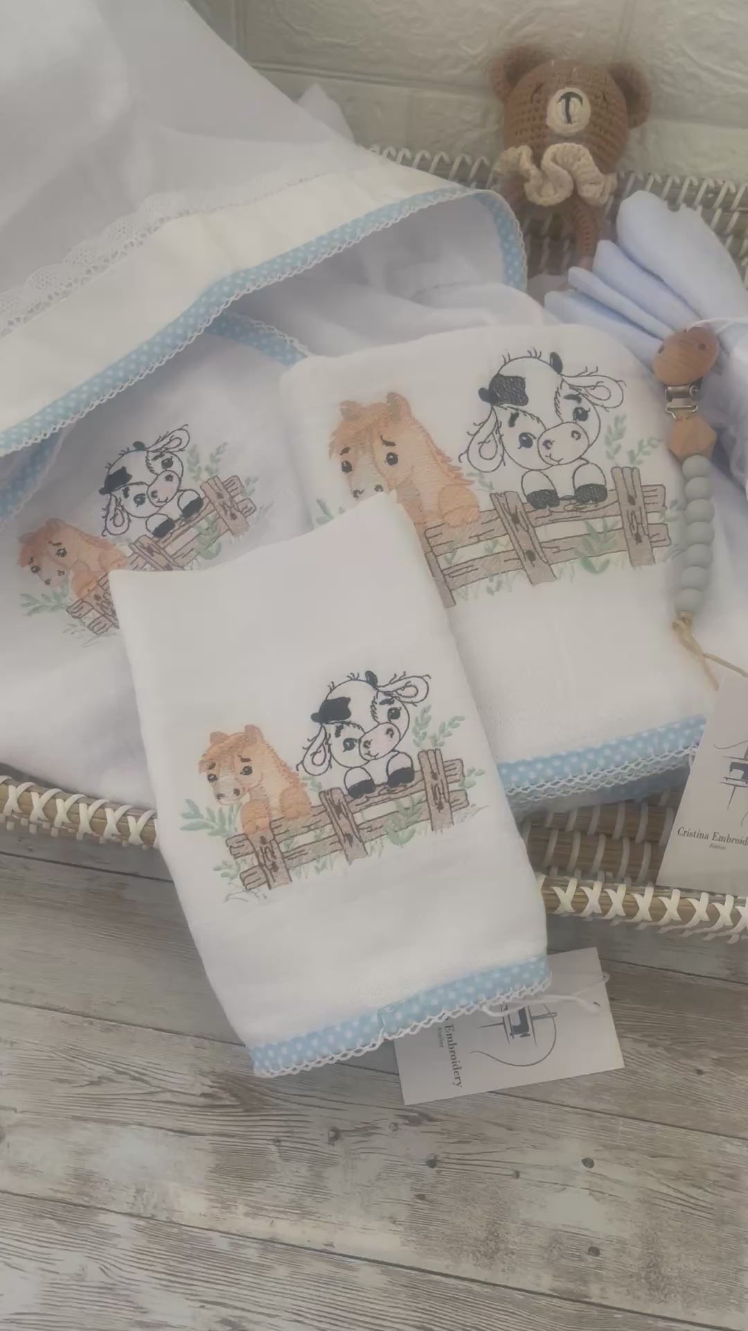 Gift Box Boy Embroidery Classic  - Farm