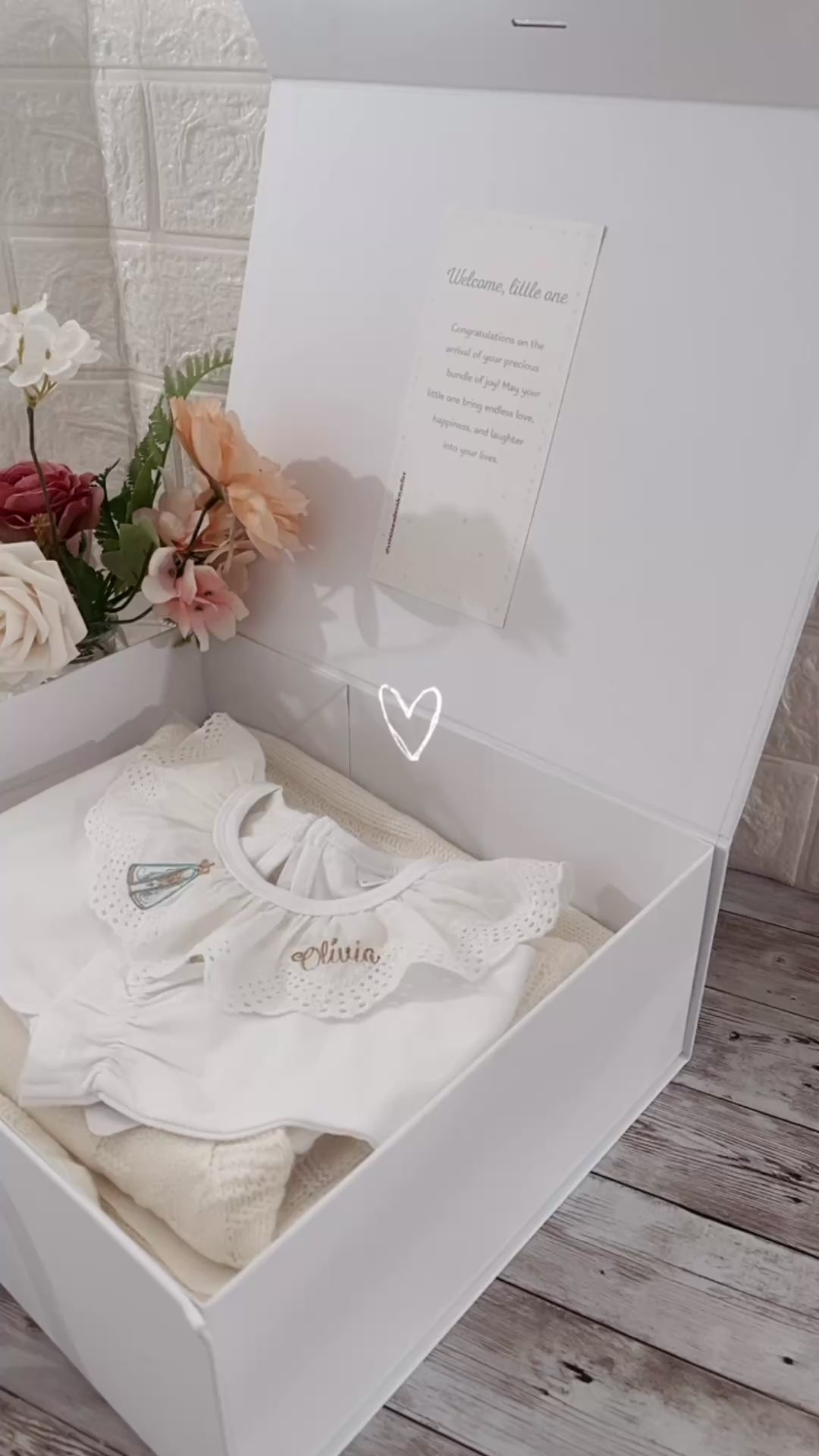 Luxury White Knitted Baby Set – 4 Piece Newborn Outfit (0–3 Months)